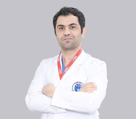 Dahiliye (İç Hastalıkları) Uzmanı Uzm. Dr. Murat Akdemir
